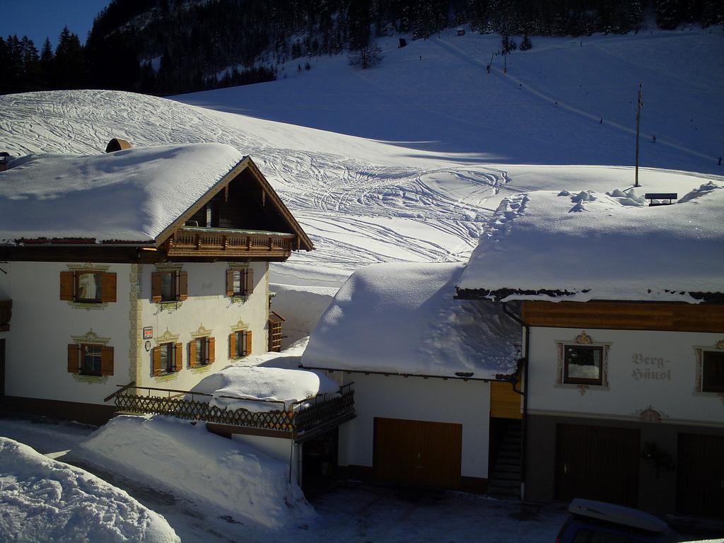 Hotel Haus Steinkarblick und Berghäusl Berwang Exterior foto